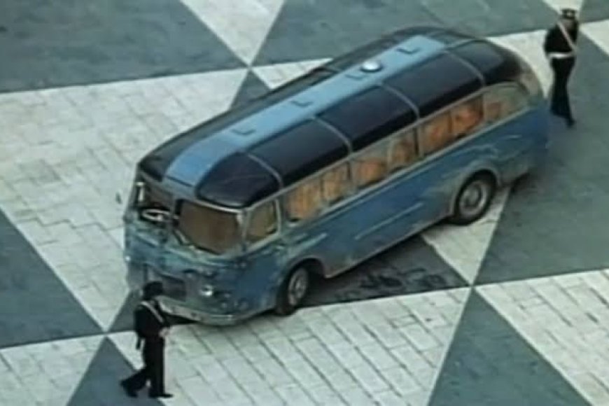 "Otobüs" (1974): Tunç Okan’ın Yasaklı Başyapıtı