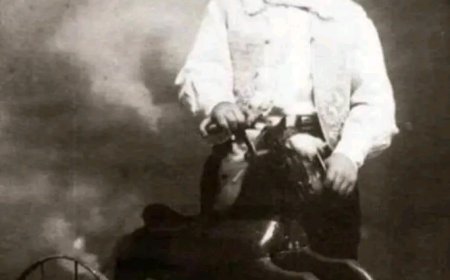 Nazım Hikmet'in ayakkabısı